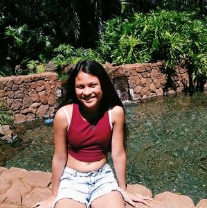 Meet your Posher, Joelle